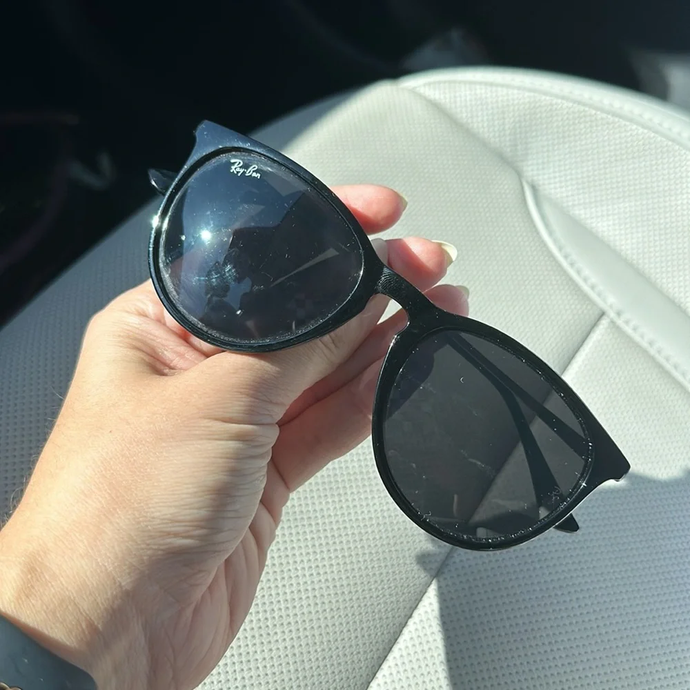 Rayban Ericka Sunglasses RB4171 - Picture 3 of 11